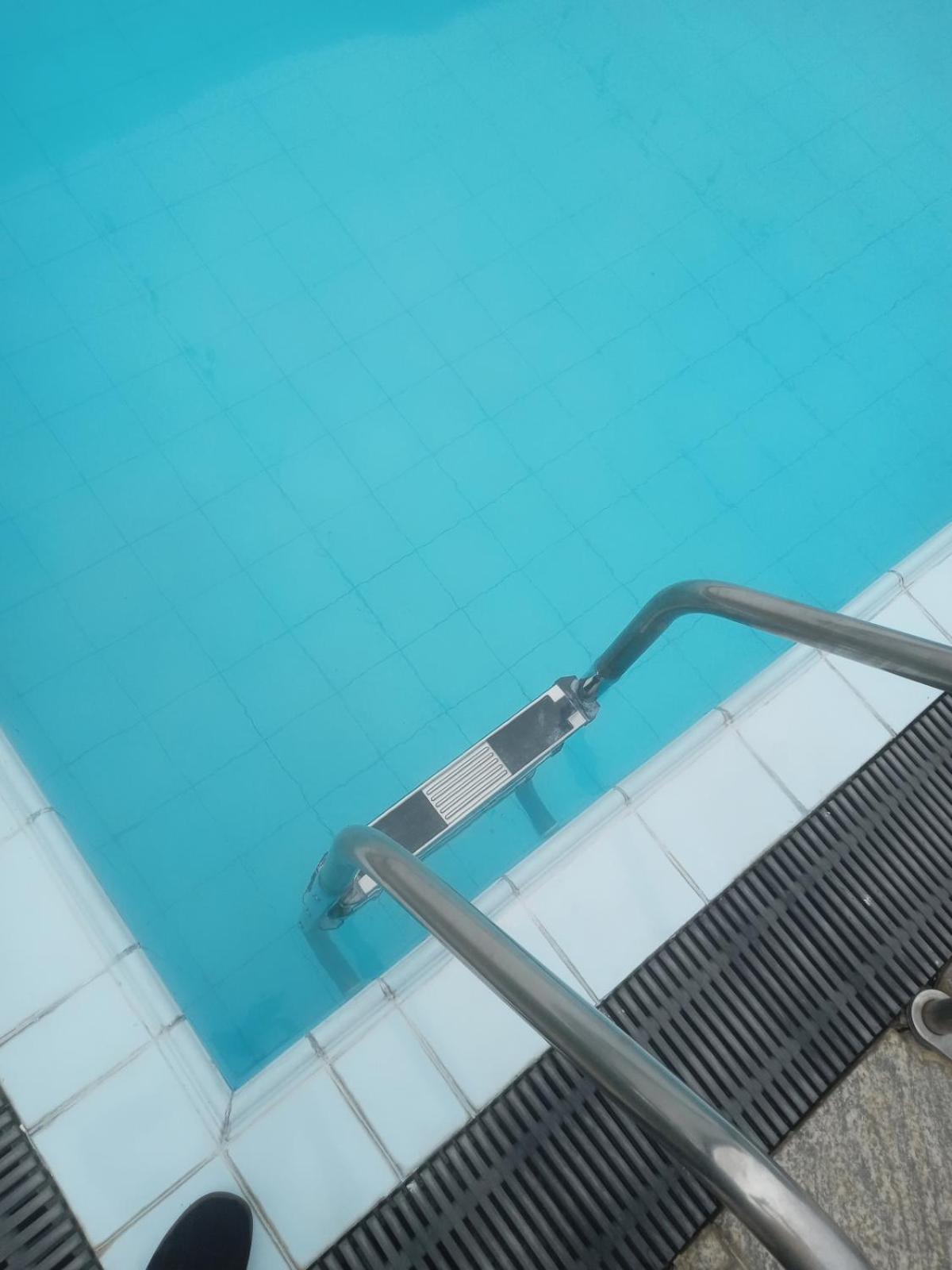 Blue Spring Hotel ワドゥワ エクステリア 写真